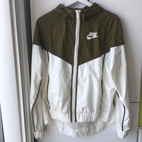Nike Jackets & Blazers - NIKE Women’s Two-Tone Windbreaker size M